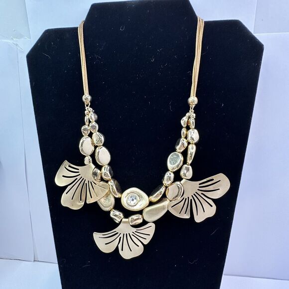 C 1946 Signed Gold Tone Gingko Leaves and‎ Round Beads Necklace Leather Cord - Picture 11 of 12